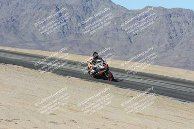 media/Dec-01-2025-Moto Forza (Mon) [[2daa91e15f]]/2-Intermediate Group/Session 4 (Turn 10 Inside)/